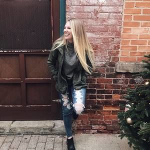 Meet your Posher, Teagan